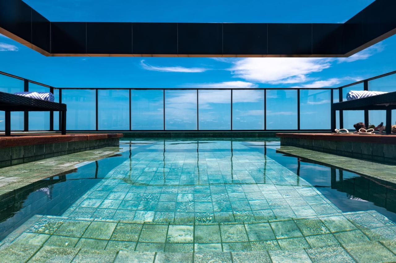 Ba'Ra Hotel João Pessoa Exteriér fotografie The rooftop pool at the hotel